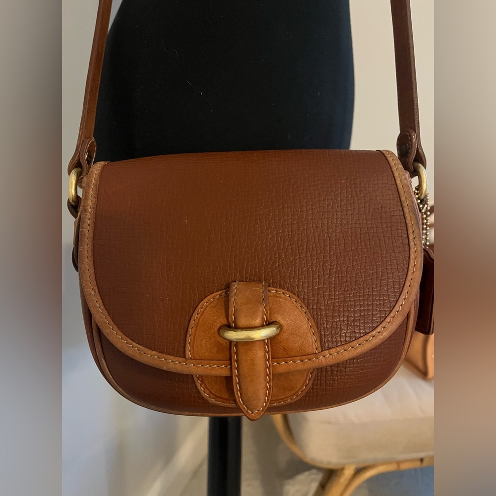Vintage Coach Dakota Cassidy Bag Crossbody. Made in Italy